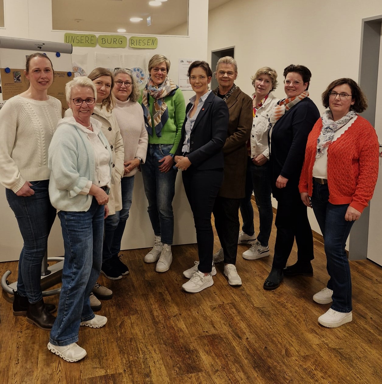 incl. Kita-Leitung Frau Einicke (Mitte); es fehlen Martina Schrage, Elisabeth Dieker-Theling, Annette Schiermann, 